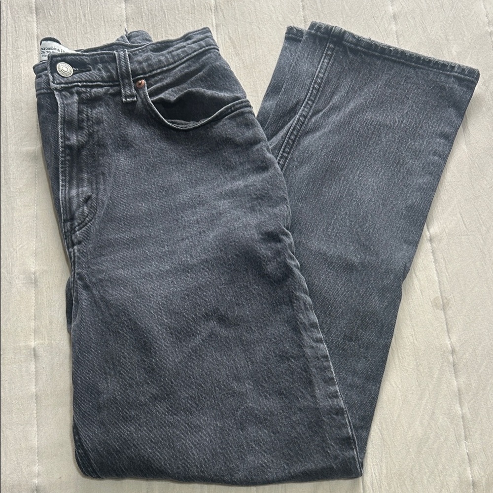 Abercrombie & Fitch Women's Black Straight Leg Jeans